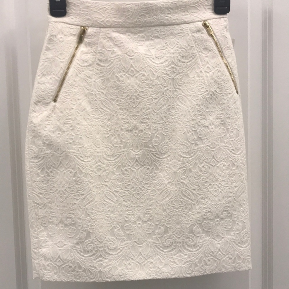 Classy Jacquard White Skirt